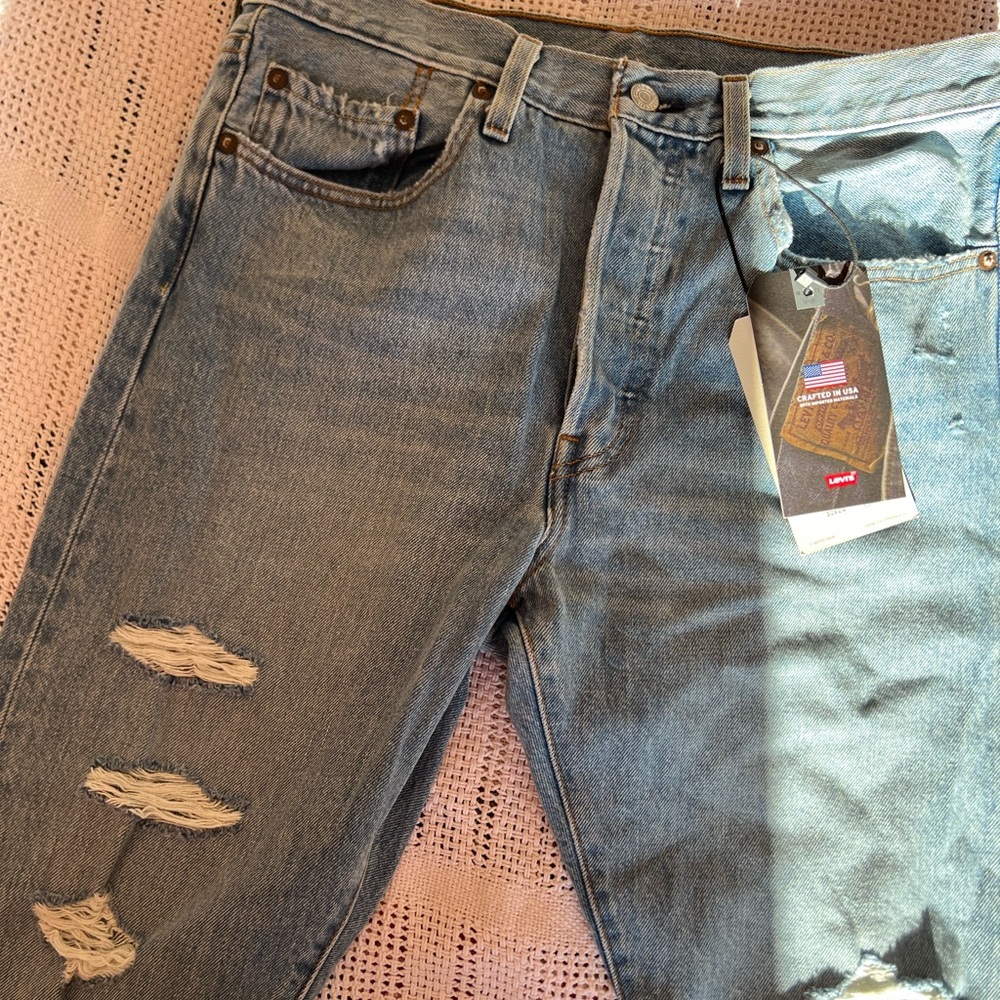 NWT Levi's 501 ripped skinny jeans size 30x28